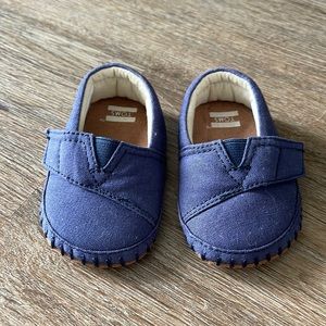 Baby Toms shoes